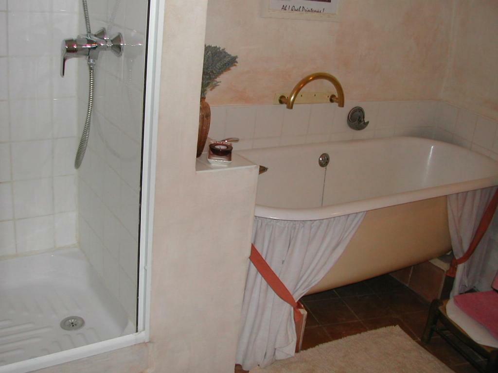 La Cordiere Hotel Lourmarin Ngoại thất bức ảnh